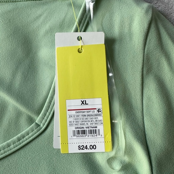 All In Motion Everyday Soft Long Sleeve - Picture 4 of 5